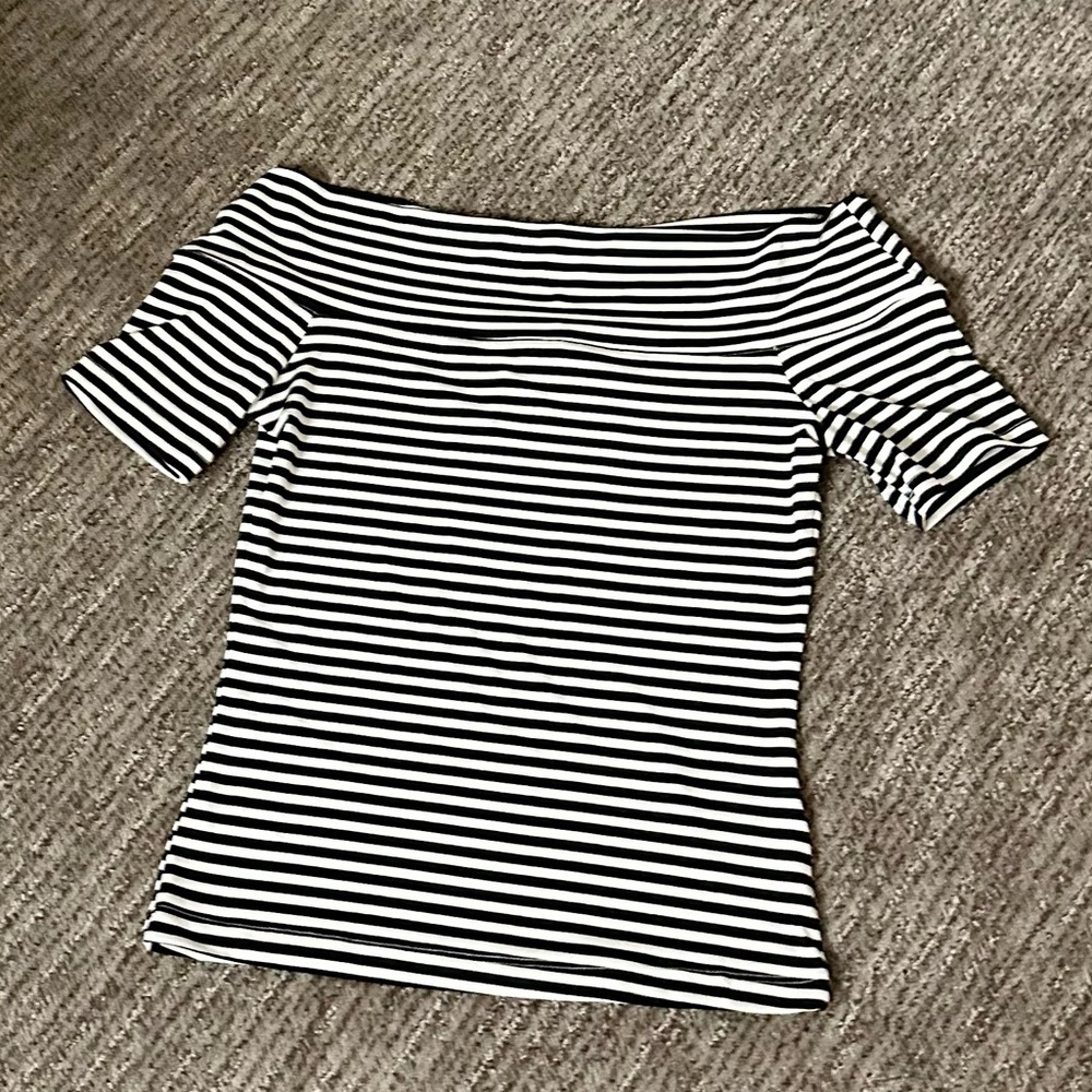 H&M Black and White Striped Women's Top